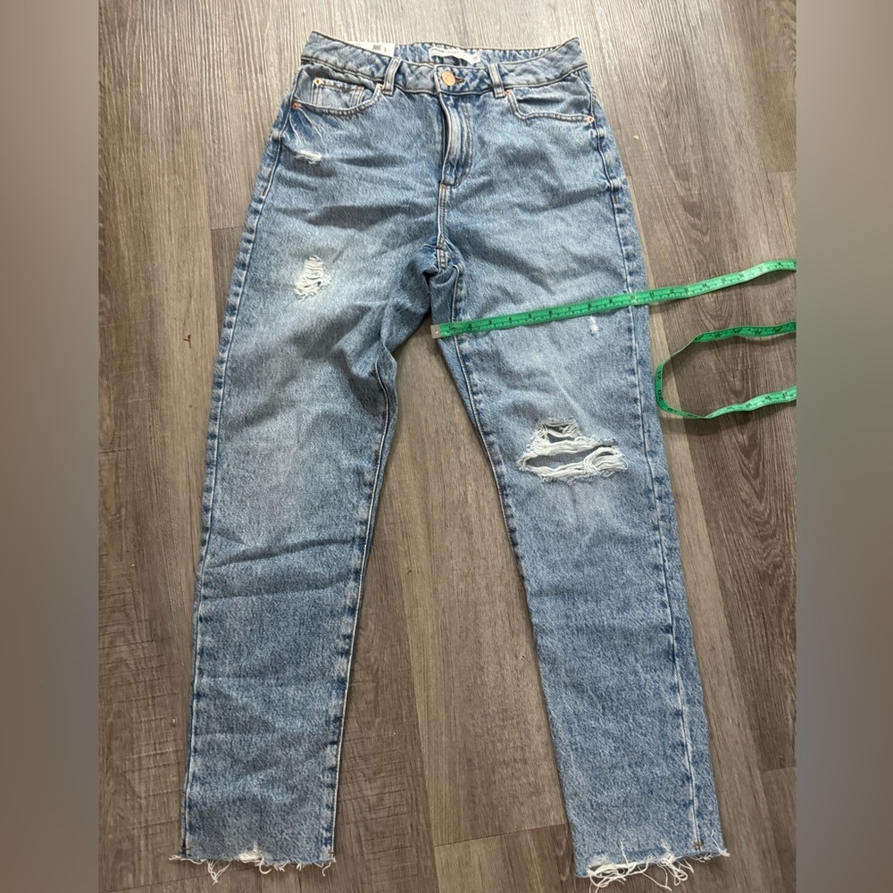 JEAN MOM Anna blue  garage denim NEW never worn it size 5